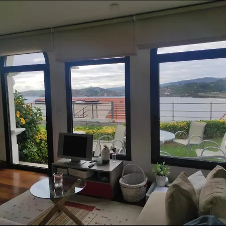 Apartment Edificio Tudor Un Mirador Al Cantabrico Comillas