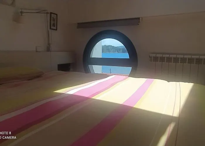 Apartament Edificio Tudor Un Mirador Al Cantabrico *